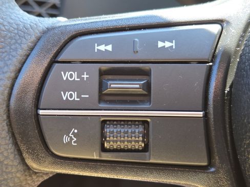 Certified 2025 Honda Accord SE image 12
