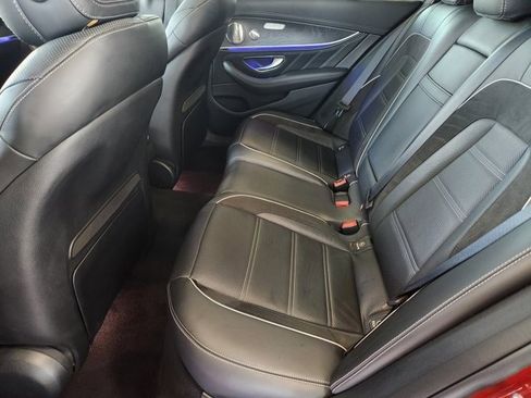 Used 2018 Mercedes-Benz E 63 AMG S image 28
