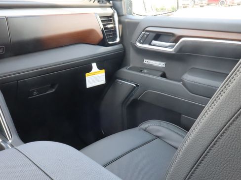 New 2026 GMC Sierra 1500 Denali AWD/4WD image 11