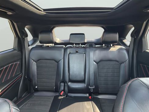 Used 2023 Ford Edge ST-Line AWD/4WD image 24