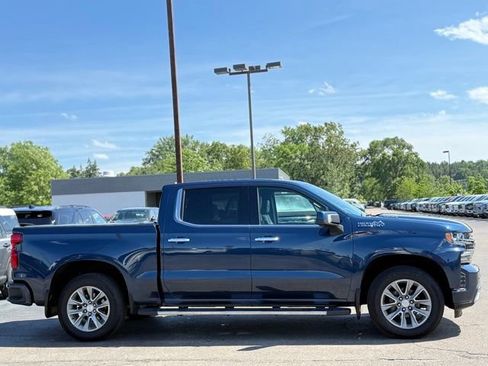 Used 2021 Chevrolet Silverado 1500 High Country w/ Z71 Off-Road Package AWD/4WD image 37