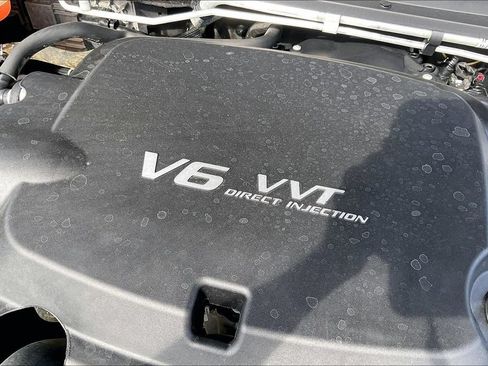 Used 2021 Chevrolet Colorado Z71 w/ Safety Package RWD image 35
