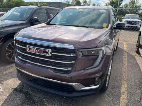 Used 2024 GMC Acadia Elevation AWD/4WD image 4