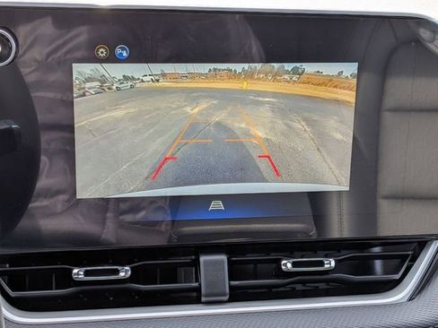 New 2026 Chevrolet Equinox LT w/ Convenience Package II image 23