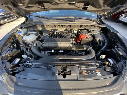 Used 2025 Ford Escape ST-Line image 30