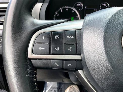 Used 2023 Lexus GX 460 Premium w/ Accessory Package AWD/4WD image 20