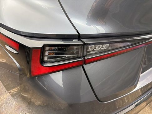 Used 2022 Lexus IS 350 F Sport image 24