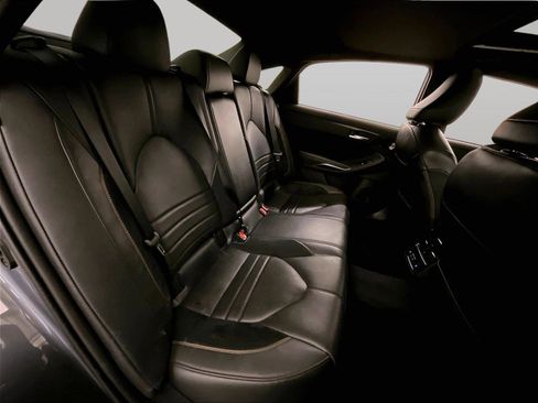Used 2019 Toyota Avalon Touring w/ Advanced Safety Package FWD image 26