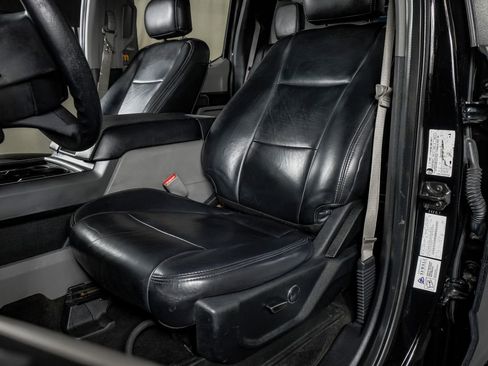 Used 2017 Ford F250 XLT w/ XLT Value Package image 27