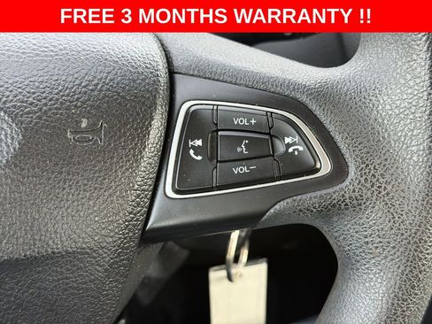 Used 2017 Ford Focus SE image 40