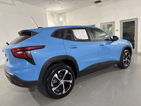 Used 2024 Chevrolet Trax RS image 15