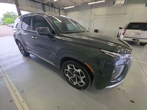 Used 2022 Hyundai Palisade Calligraphy image 3