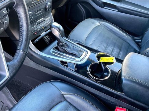 Used 2018 Ford Edge SEL w/ Equipment Group 201A image 18