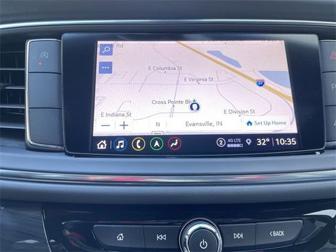 Used 2024 Buick Enclave Premium image 23