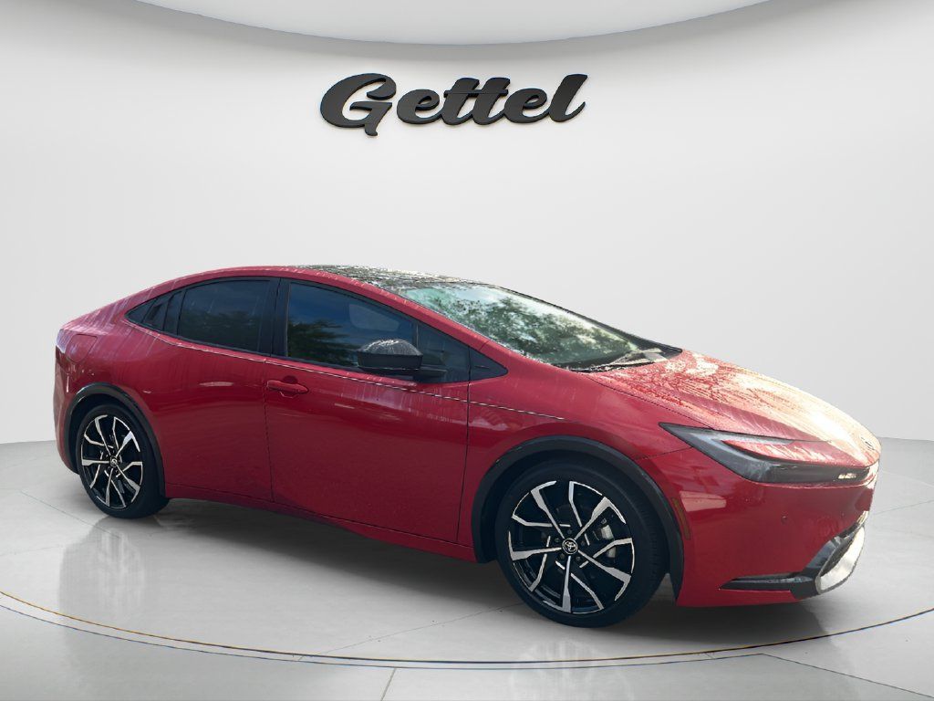 Certified 2024 Toyota Prius Prime FWD image 3
