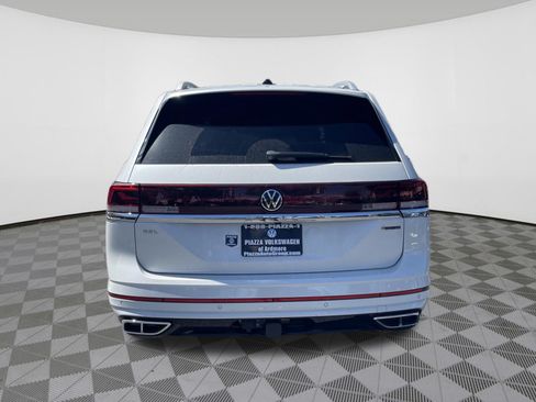 Used 2024 Volkswagen Atlas SEL Premium R-Line AWD/4WD image 6