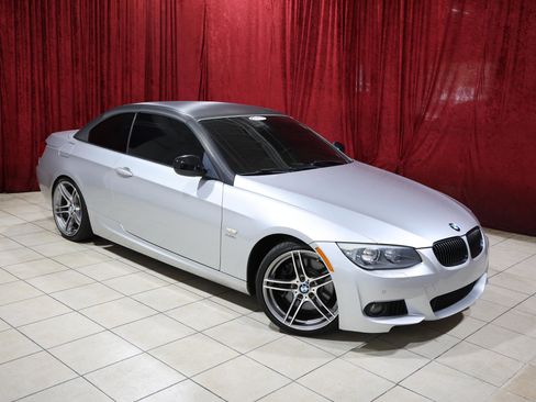 Used 2012 BMW 335is Convertible image 2
