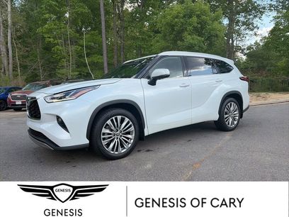 Used 2022 Toyota Highlander Platinum