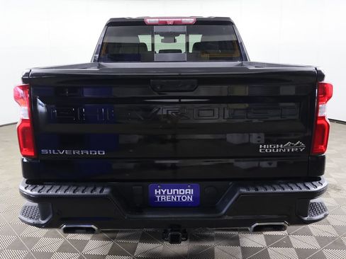 Used 2022 Chevrolet Silverado 1500 High Country w/ High Country Premium Package AWD/4WD image 20