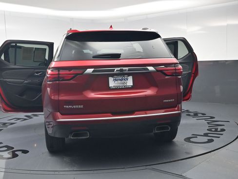 Used 2023 Chevrolet Traverse Premier w/ LPO, Floor Liner Package image 18
