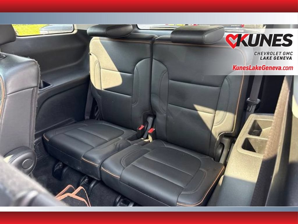 Used 2023 GMC Acadia AT4 w/ GMC Pro Grade Package AWD/4WD image 15