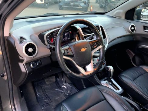 Used 2020 Chevrolet Sonic Premier image 15