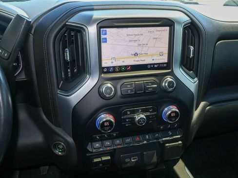 Used 2021 GMC Sierra 1500 SLT w/ SLT Premium Plus Package AWD/4WD image 17