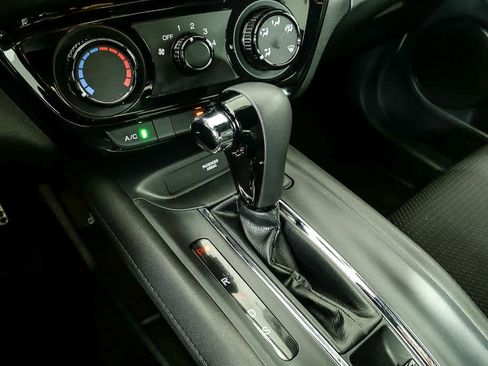 Used 2021 Honda HR-V Sport image 16