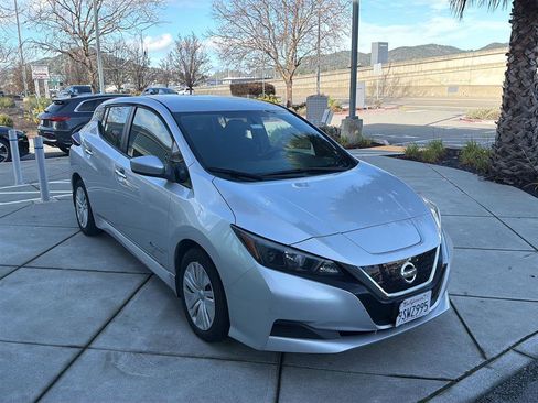 Used 2018 Nissan Leaf S w/ S Charge Package image 4