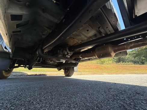 Used 2006 Ford F450 165  W.B. 2D image 19