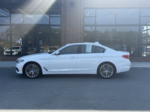 Used 2019 BMW 540i xDrive image 3