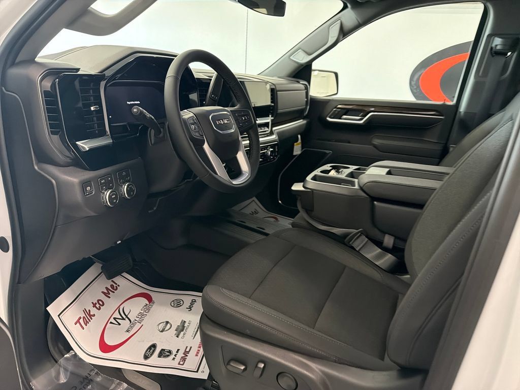 New 2026 GMC Sierra 1500 SLE AWD/4WD image 9