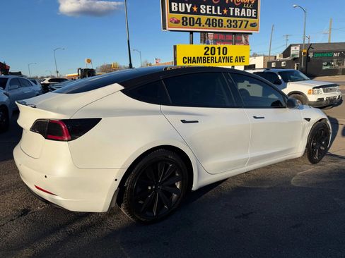 Used 2019 Tesla Model 3 Standard Range Plus image 3