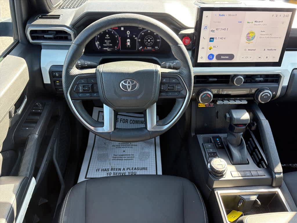 Used 2024 Toyota Tacoma TRD Off-Road w/ TRD Off Road Upgrade Package AWD/4WD image 4