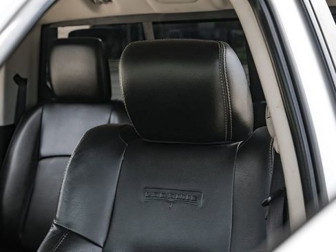 Used 2016 RAM 3500 Laramie image 30