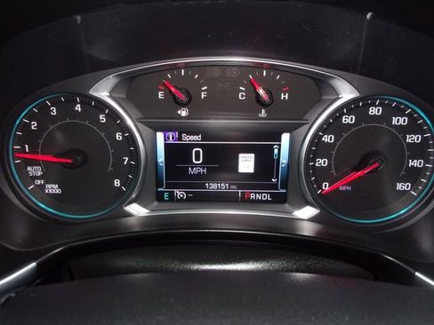 Used 2018 Chevrolet Equinox Premier image 24