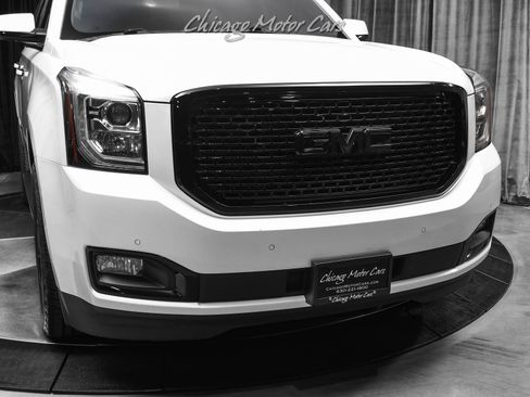 Used 2017 GMC Yukon Denali w/ Open Road Package AWD/4WD image 49