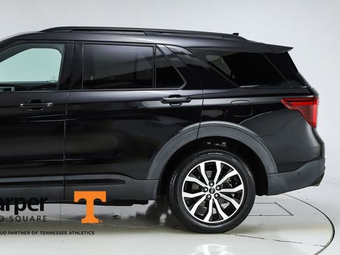 Used 2020 Ford Explorer ST w/ Premium Technology Package AWD/4WD image 4