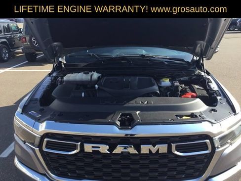 Used 2025 RAM 1500 Big Horn AWD/4WD image 35