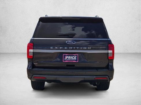 Used 2023 Ford Expedition XLT RWD image 7