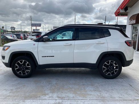 Used 2019 Jeep Compass Trailhawk image 4