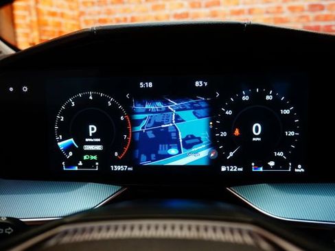 Certified 2025 Nissan Murano SL AWD/4WD image 14