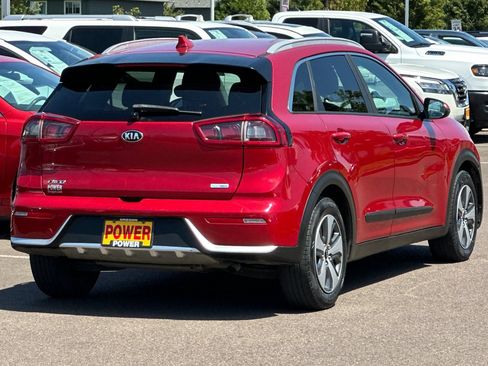 Used 2019 Kia Niro LX FWD image 3