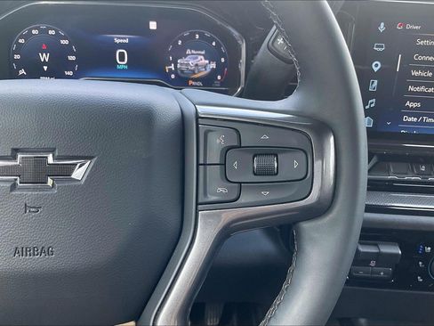 Used 2025 Chevrolet Silverado 2500 ZR2 AWD/4WD image 20