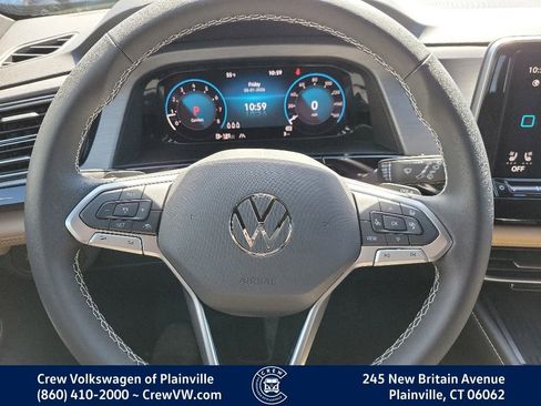 New 2026 Volkswagen Atlas Cross Sport SE AWD/4WD image 5