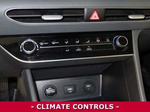 Used 2022 Hyundai Sonata SE image 19