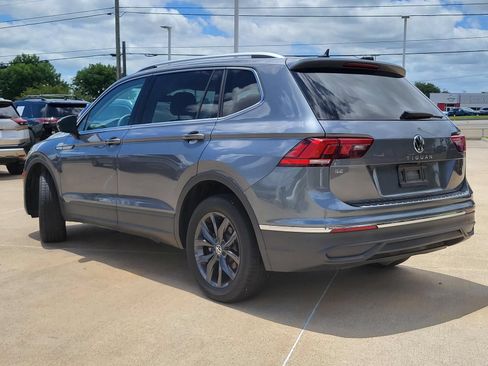 Used 2024 Volkswagen Tiguan SE FWD image 8