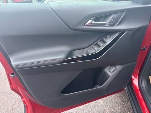 New 2026 Chevrolet Equinox LT w/ Convenience Package II image 18