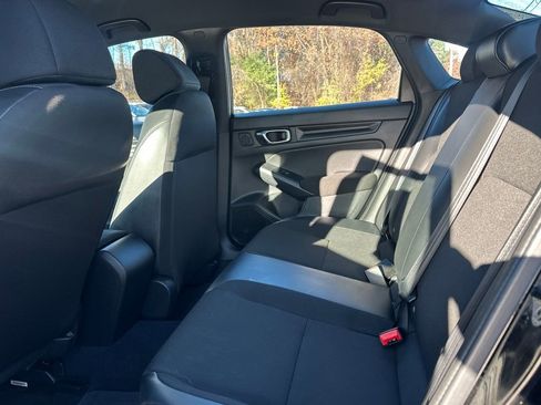 Used 2023 Honda Civic Sport image 14