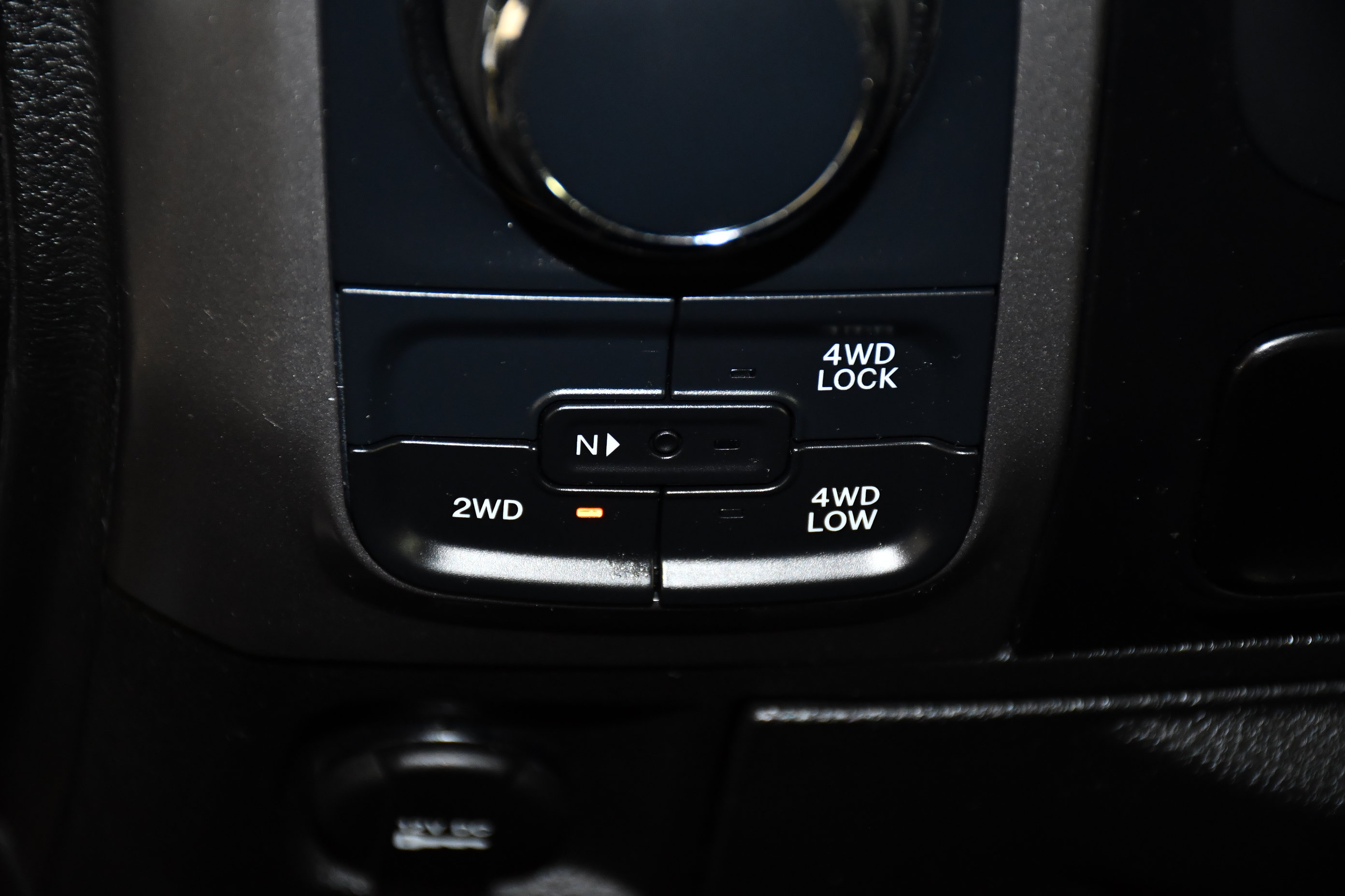 Used 2024 RAM 1500 Classic SLT AWD/4WD image 26